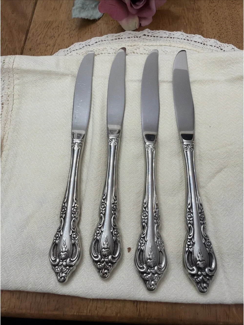 Oneida Community Michelangelo Silver plated  Dinner Forks Set 6 Roses Cottage